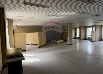 Stanza vuota - Stabile - Palazzo Via Giuseppe Garibaldi
 
48, Bovolone - foto 15