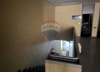 Scale - Stabile - Palazzo Via Giuseppe Garibaldi
 
48, Bovolone - foto 24