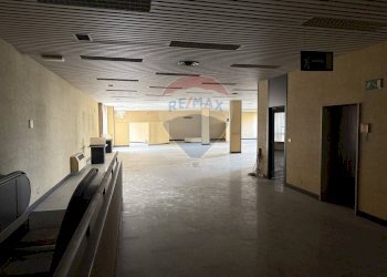 Parcheggio - Stabile - Palazzo Via Giuseppe Garibaldi
 
48, Bovolone - foto 48