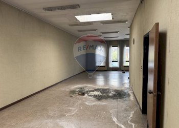 Stanza vuota - Stabile - Palazzo Via Giuseppe Garibaldi
 
48, Bovolone - foto 60