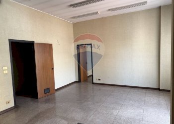 Stanza vuota - Stabile - Palazzo Via Giuseppe Garibaldi
 
48, Bovolone - foto 65