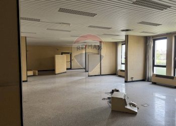 Stanza vuota - Stabile - Palazzo Via Giuseppe Garibaldi
 
48, Bovolone - foto 72