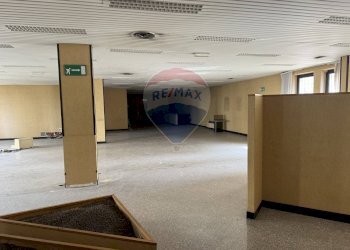 Parcheggio - Stabile - Palazzo Via Giuseppe Garibaldi
 
48, Bovolone - foto 78