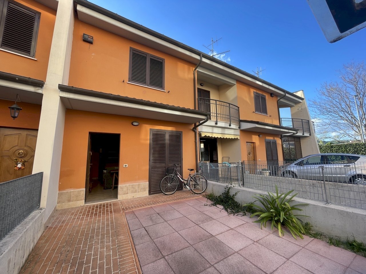 fronte fabbricato - Villa a Schiera via Luciano Berio  7, Manoppello - foto 2