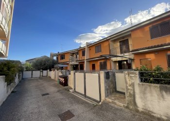 schiera - Villa a Schiera via Luciano Berio  7, Manoppello - foto 1