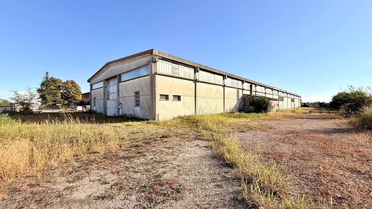 esterno - Capannone Via Prati, Castello d'Argile - foto 1