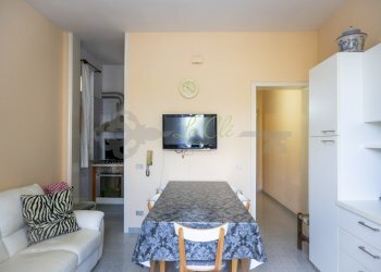 VENDITA CAVALLINO - SOGGIORNO E ZONA PRANZO - Casa indipendente Cavallino - foto 2