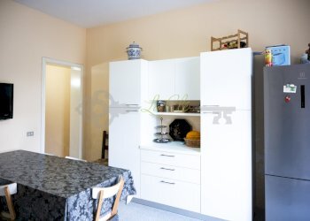 VENDITA CAVALLINO - SOGGIORNO E ZONA PRANZO - Casa indipendente Cavallino - foto 3