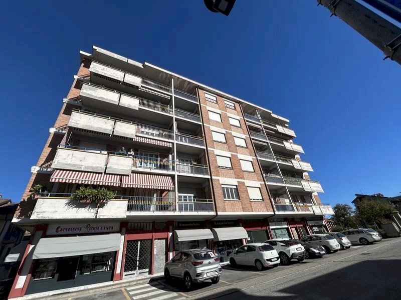 Four-room apartment Via Ghigliano, Dogliani - photo 1