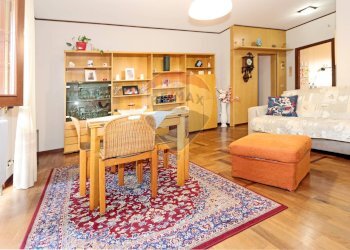 Trilocale VIA BANFI, 4 
 Mezzago, Mezzago - foto 2