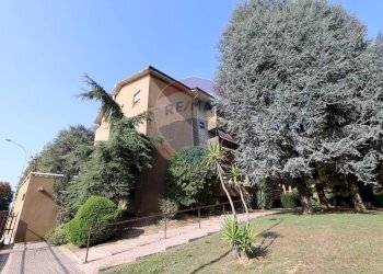 Trilocale VIA BANFI, 4 
 Mezzago, Mezzago - foto 37