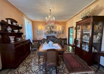 Villa Centro, Varese Ligure, Varese Ligure - photo 13