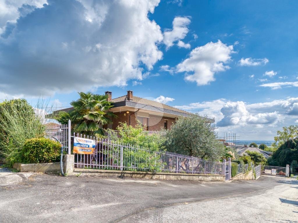 Three-family Villa Via Monte Grappa, Piossasco - photo 2
