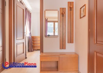 Villa Frazione Rovin 2/a, 2, Gignod - foto 17