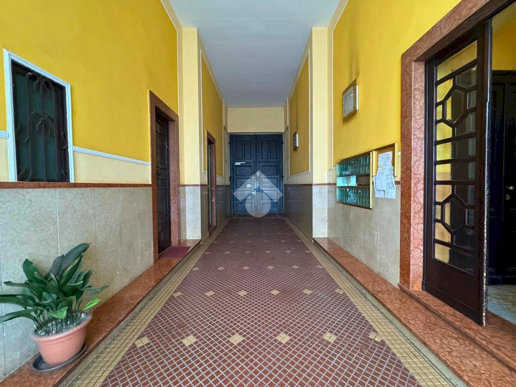 One-room apartment Via Clotilde, Torino (neighborhood San Donato) - photo 3