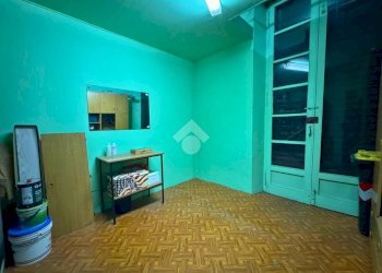 One-room apartment Via Clotilde, Torino (neighborhood San Donato) - photo 6