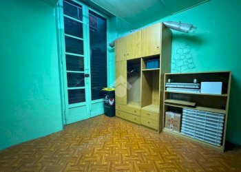 One-room apartment Via Clotilde, Torino (neighborhood San Donato) - photo 7