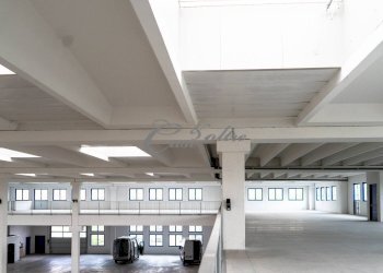 Foto 4 - Capannone Via Cervino, Figino Serenza - foto 4