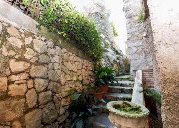 Foto 10 - Stable - Palace Via Re Manfredi
 
11, Rocca d'Arce - photo 10