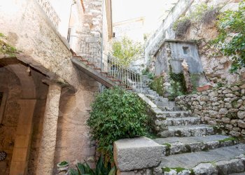 Foto 11 - Stable - Palace Via Re Manfredi
 
11, Rocca d'Arce - photo 11