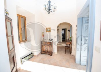 Foto 22 - Stable - Palace Via Re Manfredi
 
11, Rocca d'Arce - photo 22