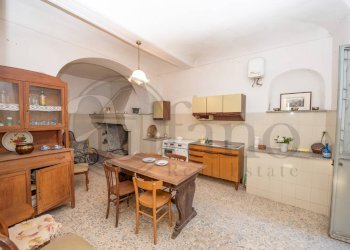 Foto 30 - Stable - Palace Via Re Manfredi
 
11, Rocca d'Arce - photo 30