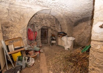 Foto 41 - Stable - Palace Via Re Manfredi
 
11, Rocca d'Arce - photo 41