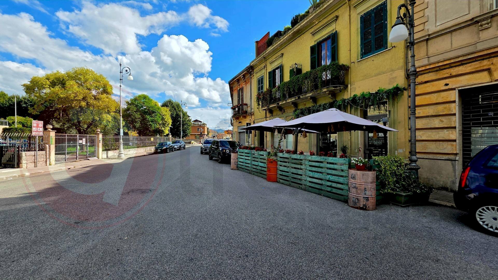 Foto 1 - Commercial Activity Via Deci, Sora - photo 1