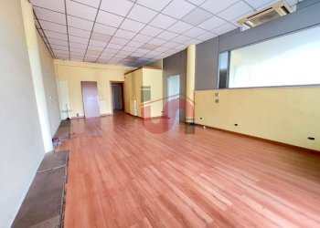 Foto 9 - Commercial Premises Via Roberto Ruffilli, Benevento - photo 9