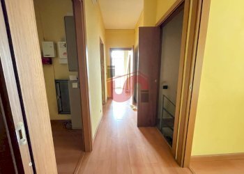 Foto 13 - Commercial Premises Via Roberto Ruffilli, Benevento - photo 13