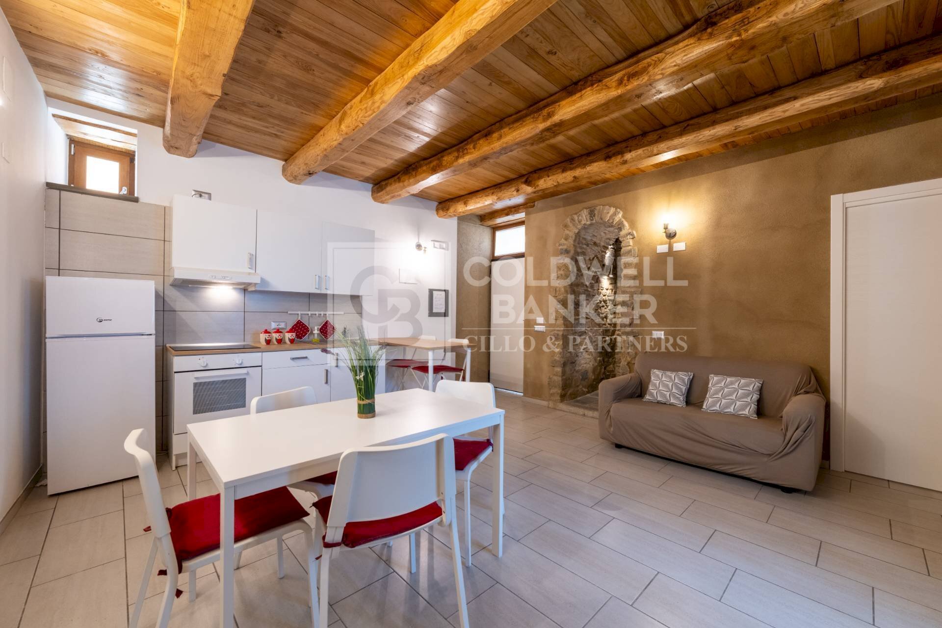 Foto 2 - Trilocale Via Bruno Rienzo
 
snc, Pollica - foto 2