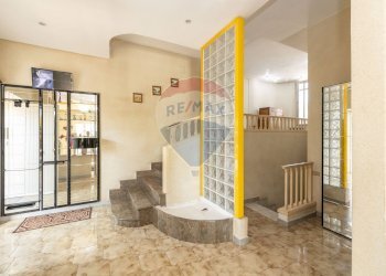 Ricezione / Lobby - Villa Sant'Anastasia - photo 17