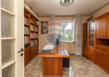 Ufficio - Villa Sant'Anastasia - photo 20