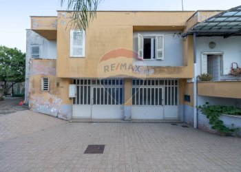 Edificio all\'aperto - Villa Sant'Anastasia - photo 36