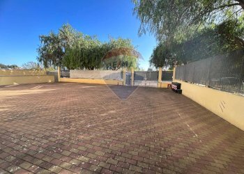 Terrazza - Capannone Via Puglia
 
18, Acquaviva delle Fonti - foto 10