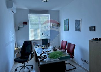 Ufficio - Capannone Via Puglia
 
18, Acquaviva delle Fonti - foto 24