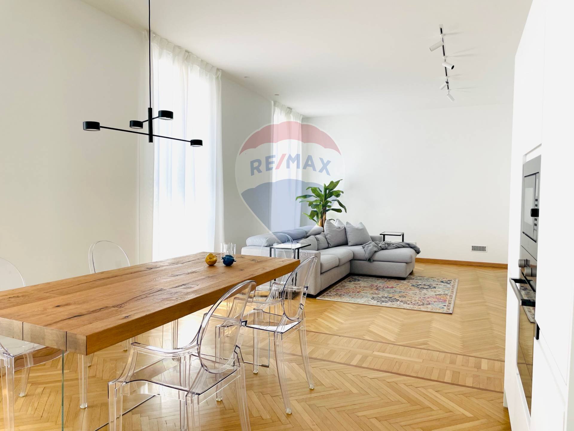 Sala da pranzo - Trilocale Via Aldo Mazza
 
1, Gavirate - foto 1