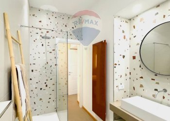 Bagno - Trilocale Via Aldo Mazza
 
1, Gavirate - foto 9