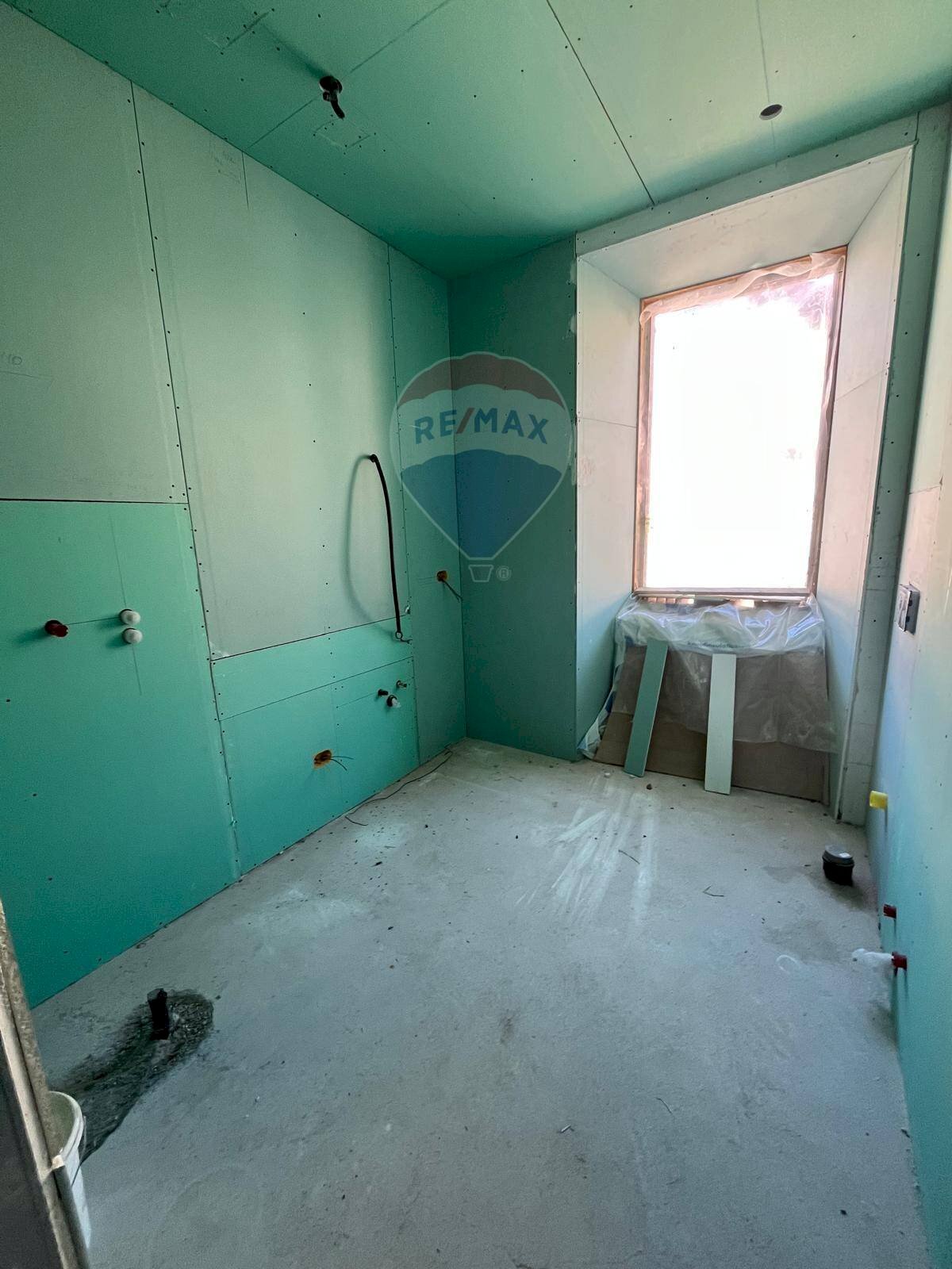 Stanza vuota - Bilocale Via Aldo Mazza
 
1, Gavirate - foto 3