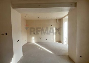 Stanza vuota - Bilocale Via Aldo Mazza
 
1, Gavirate - foto 8