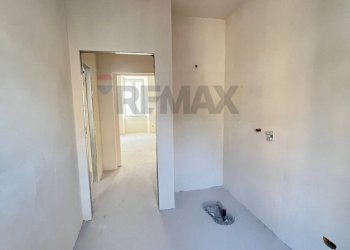 Stanza vuota - Bilocale Via Aldo Mazza
 
1, Gavirate - foto 9