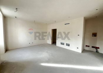 Stanza vuota - Bilocale Via Aldo Mazza
 
1, Gavirate - foto 11