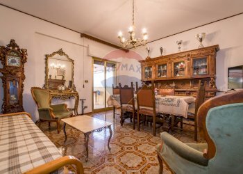 Sala da pranzo - Quadrilocale Corso Calatafimi
 
419, Palermo - foto 6