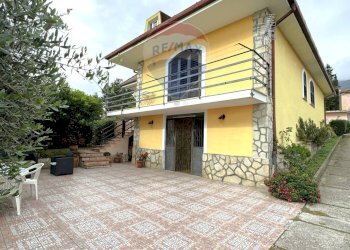 Casa all\'aperto - Villa Via Fontanelle
 
19, Alife - photo 4