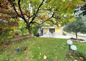 Giardino - Villa Via Fontanelle
 
19, Alife - photo 9