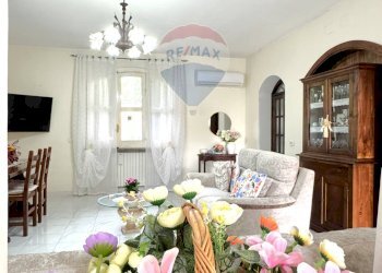 Sala da pranzo - Villa Via Fontanelle
 
19, Alife - photo 27