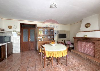 Sala da pranzo - Villa Via Fontanelle
 
19, Alife - photo 29