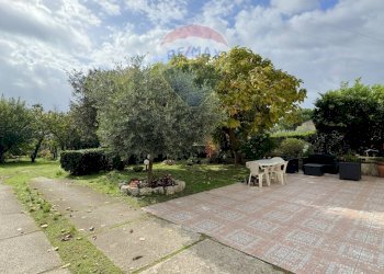 Giardino - Villa Via Fontanelle
 
19, Alife - photo 42