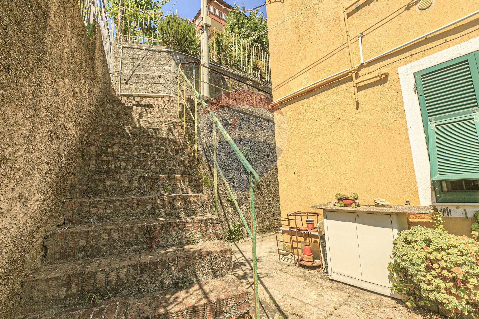 Scale - Apartment Via Ritale
17A, Genova - photo 3