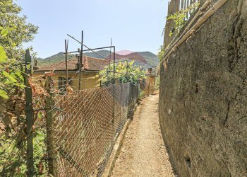 Vista delle montagne - Appartamento Via Ritale
 
17A, Genova - foto 7